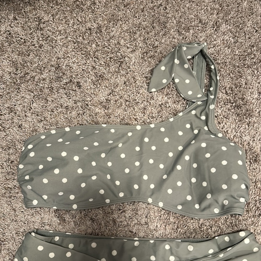 Abercrombie & Fitch one shoulder bathing suit top